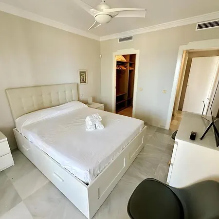 Coral 63 By Homeprive Dénia