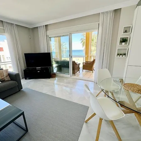 Coral 63 By Homeprive * Dénia