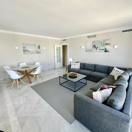 Coral 63 By Homeprive * Dénia