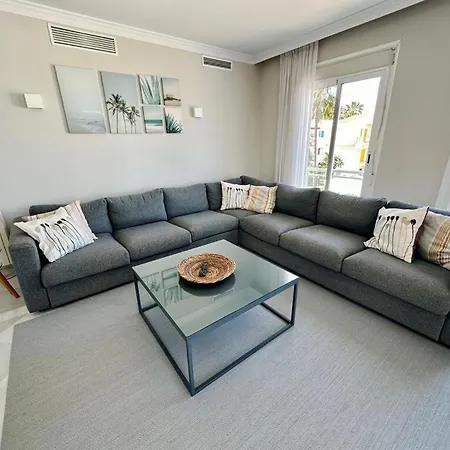 Coral 63 By Homeprive Dénia